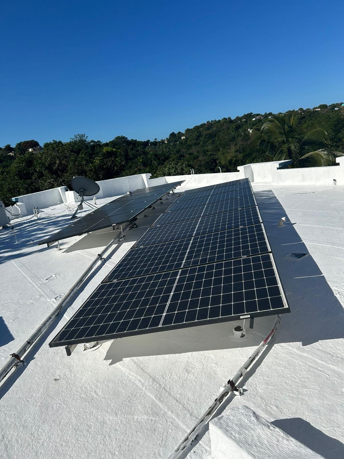 Remoción de paneles solares